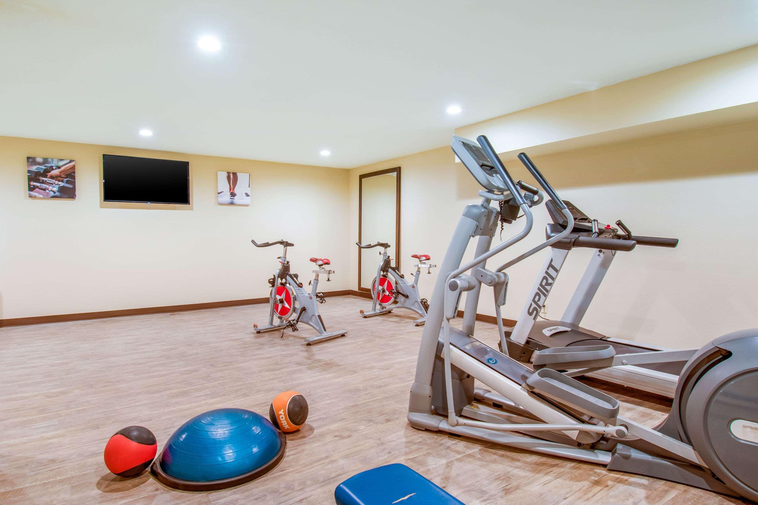Comfort Inn & Suites Harrisburg - Hershey West Dış mekan fotoğraf