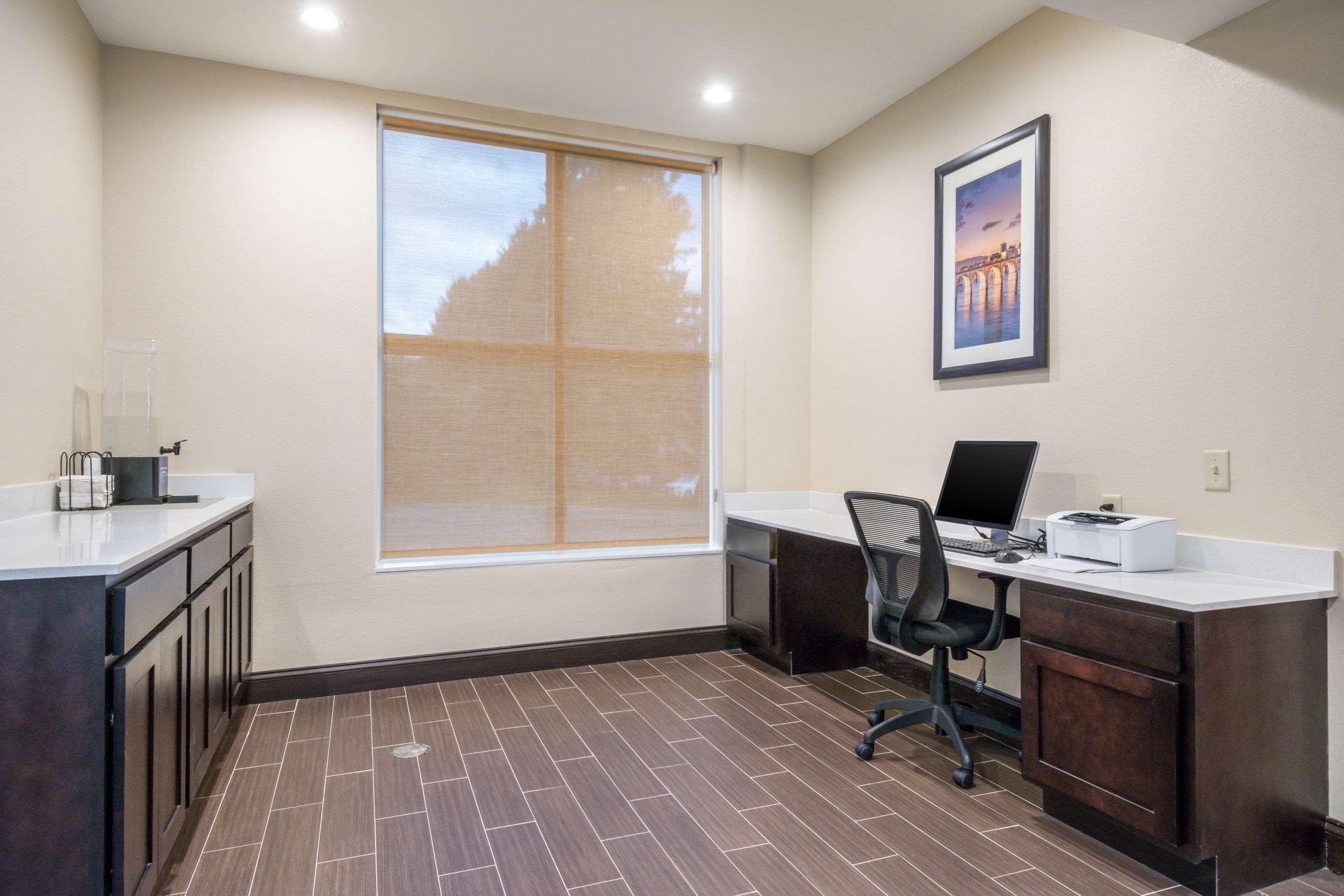 Comfort Inn & Suites Harrisburg - Hershey West Dış mekan fotoğraf