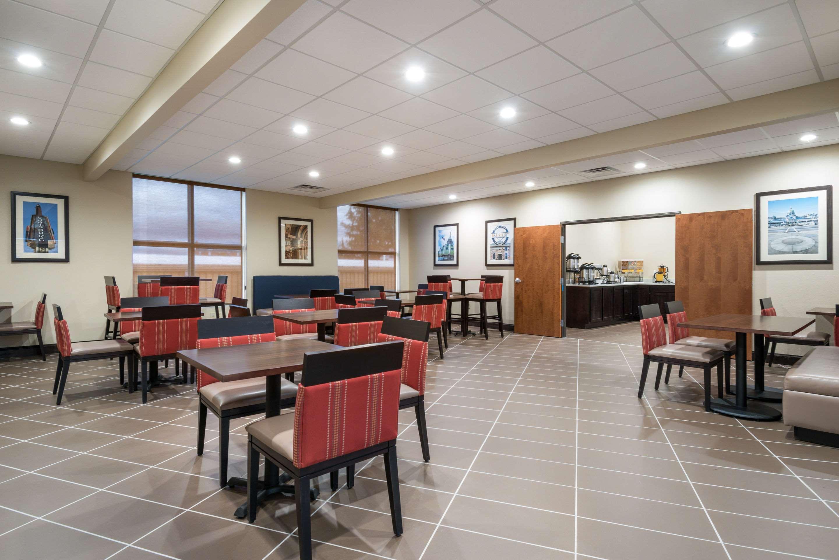 Comfort Inn & Suites Harrisburg - Hershey West Dış mekan fotoğraf