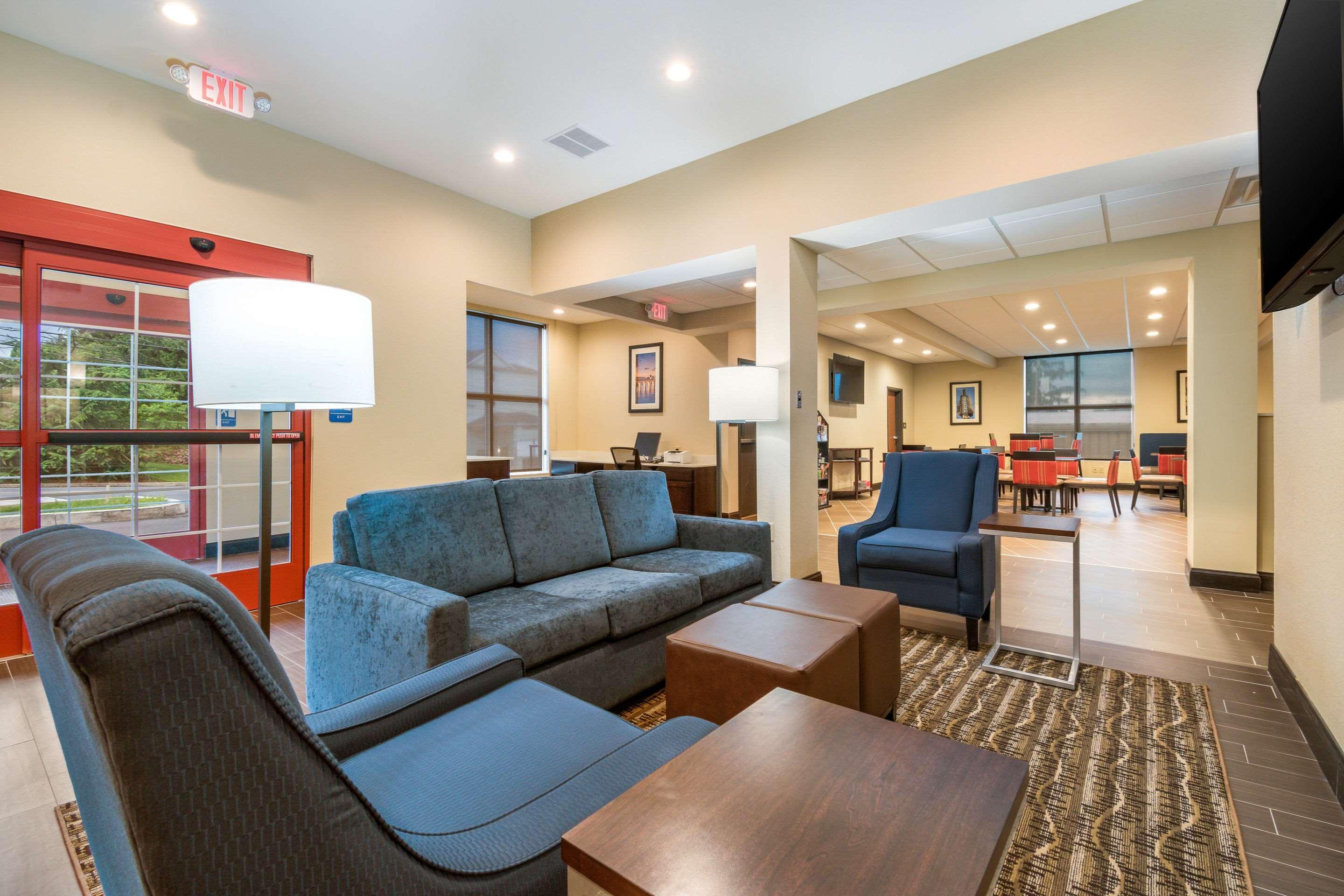 Comfort Inn & Suites Harrisburg - Hershey West Dış mekan fotoğraf